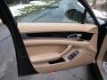 Door Panel of 2011 Panamera 4