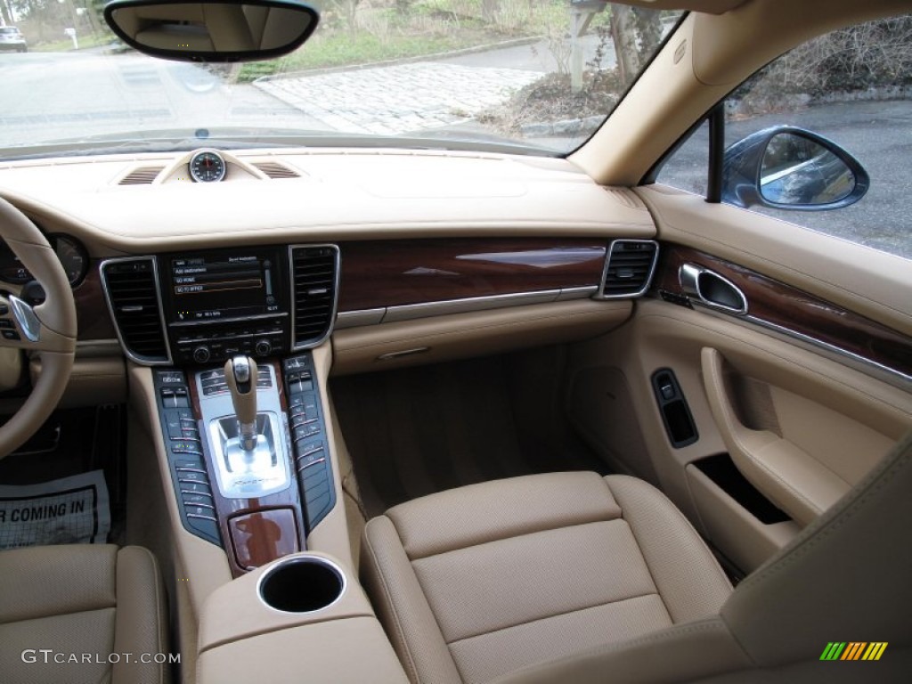 2010 Porsche Panamera 4S Luxor Beige Dashboard Photo #78334173