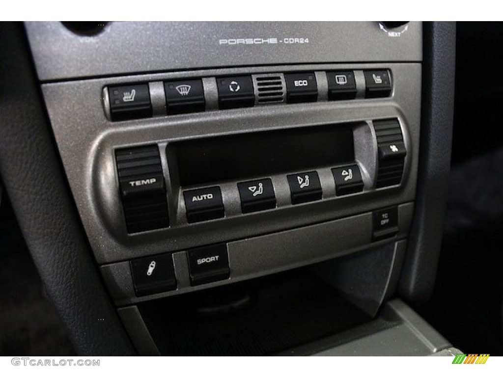 2007 Porsche 911 GT3 Controls Photos
