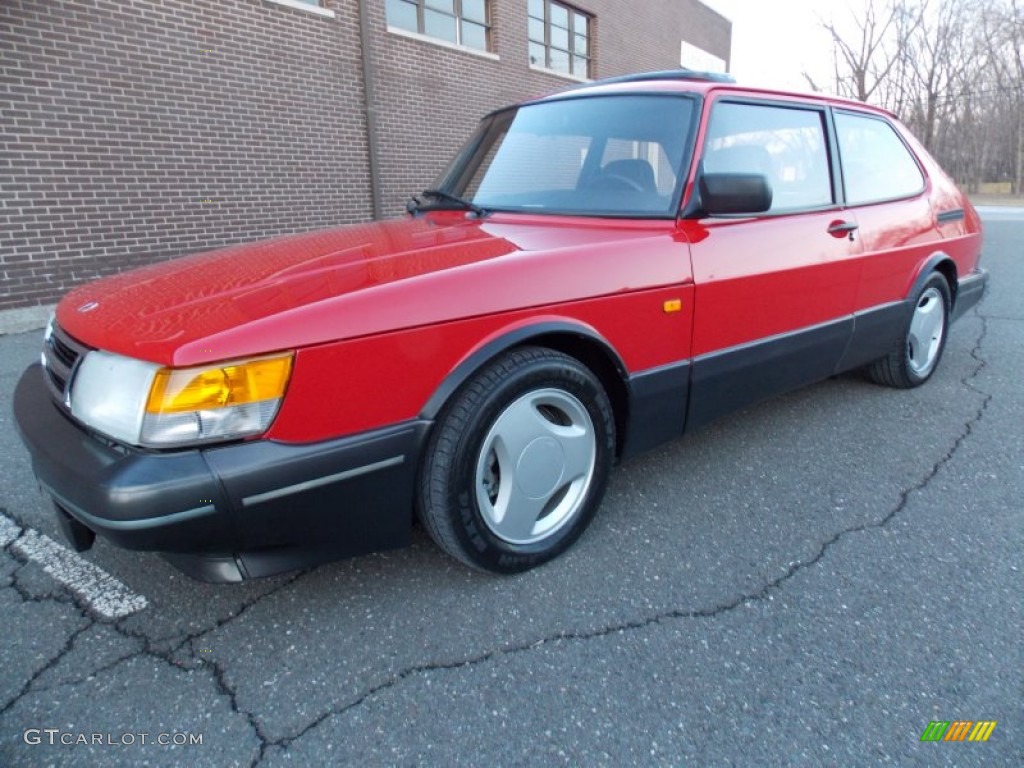 Cherry 1990 Saab 900 SPG Hatchback Exterior Photo #78336564