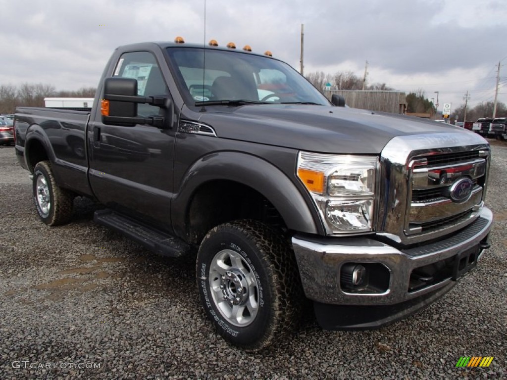 2013 Ford F250 Super Duty XLT Regular Cab 4x4 Exterior Photos