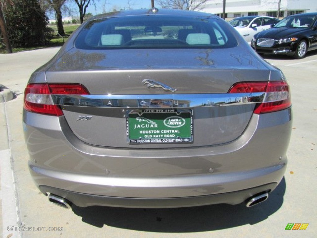 2010 XF Premium Sport Sedan - Vapour Grey Metallic / Dove photo #9