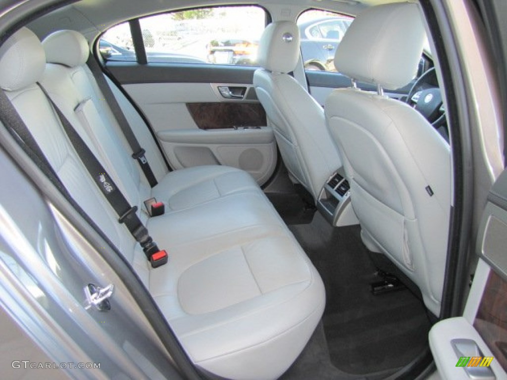 2010 XF Premium Sport Sedan - Vapour Grey Metallic / Dove photo #24