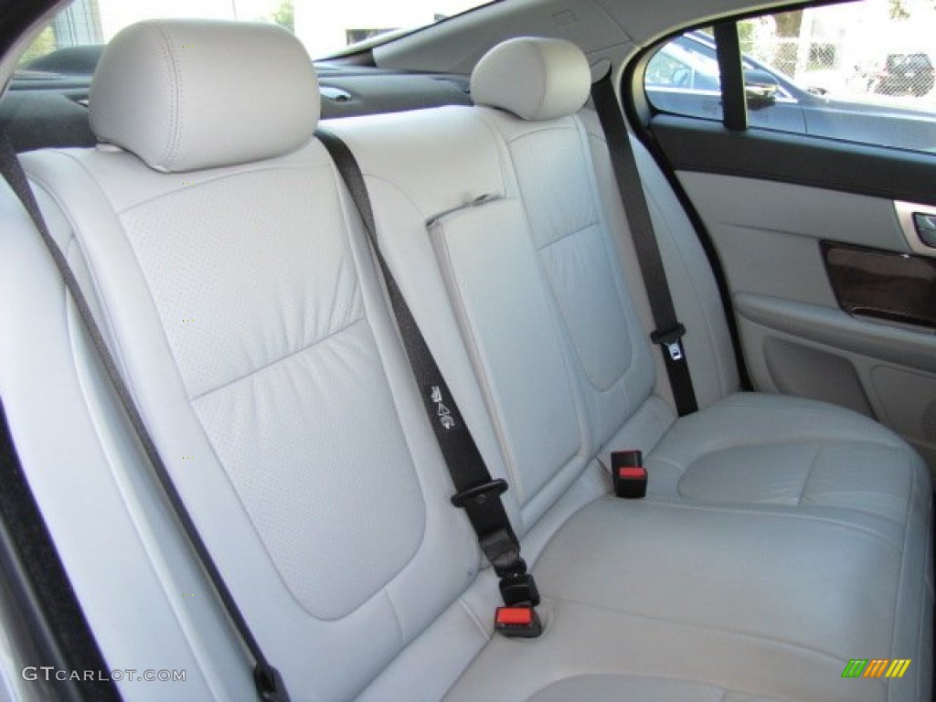 2010 XF Premium Sport Sedan - Vapour Grey Metallic / Dove photo #26