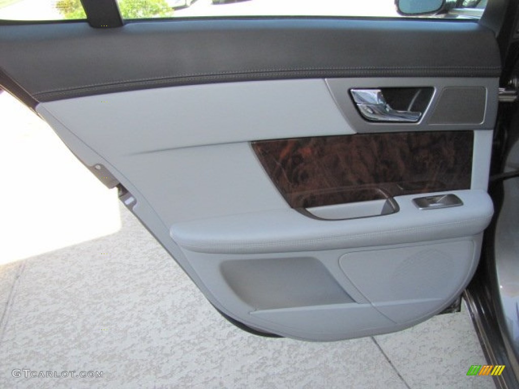 2010 XF Premium Sport Sedan - Vapour Grey Metallic / Dove photo #39