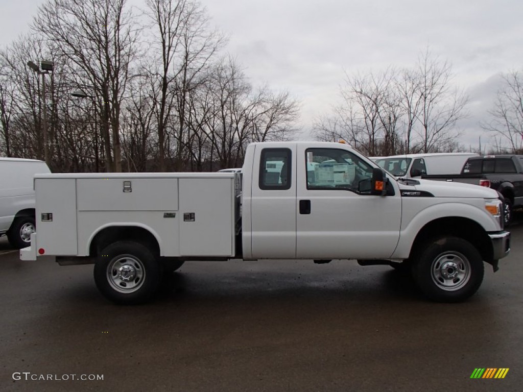 Oxford White 2013 Ford F350 Super Duty XL SuperCab 4x4 Utility Truck Exterior Photo #78339180