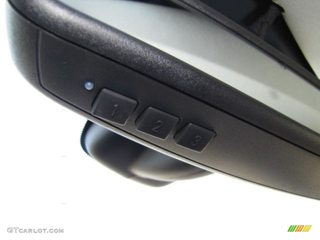 2010 Jaguar XF Sport Sedan Controls Photo #78339492