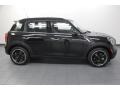 Absolute Black - Cooper S Countryman Photo No. 2