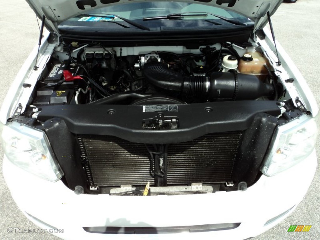 2005 Ford F150 STX SuperCab Engine Photos