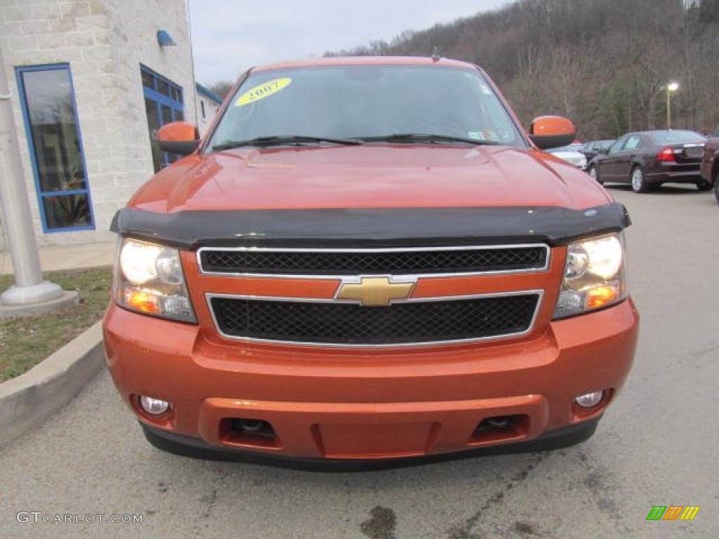 2007 Avalanche LT 4WD - Sunburst Orange Metallic / Ebony photo #6
