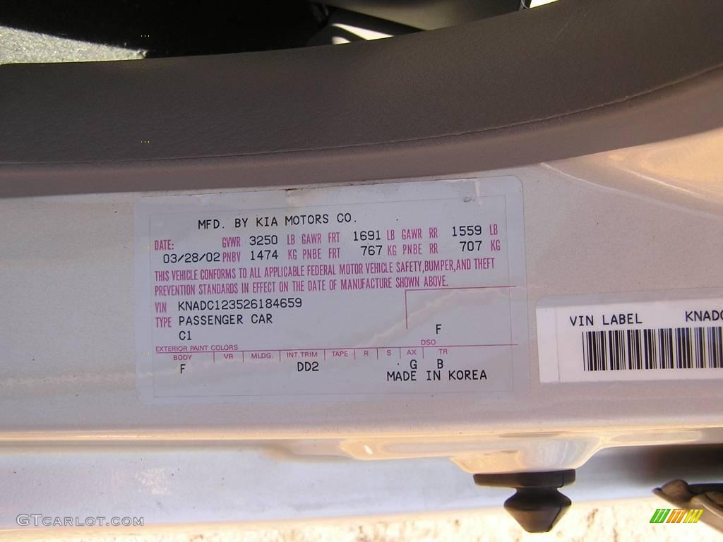 2002 Rio Sedan - Light Gold / Gray photo #17