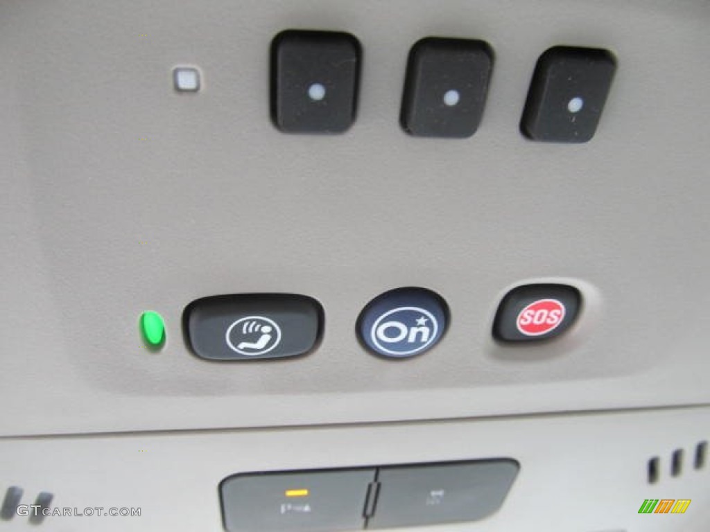 2013 Chevrolet Volt Standard Volt Model Controls Photo #78343329