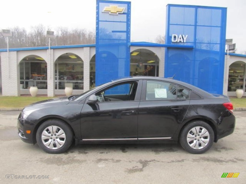 2013 Cruze LS - Black Granite Metallic / Jet Black/Medium Titanium photo #2