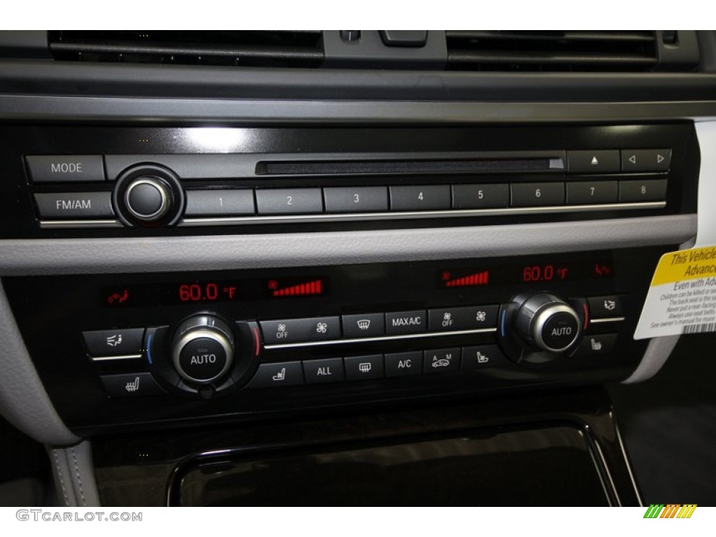 2013 BMW 5 Series 535i Sedan Controls Photo #78346351