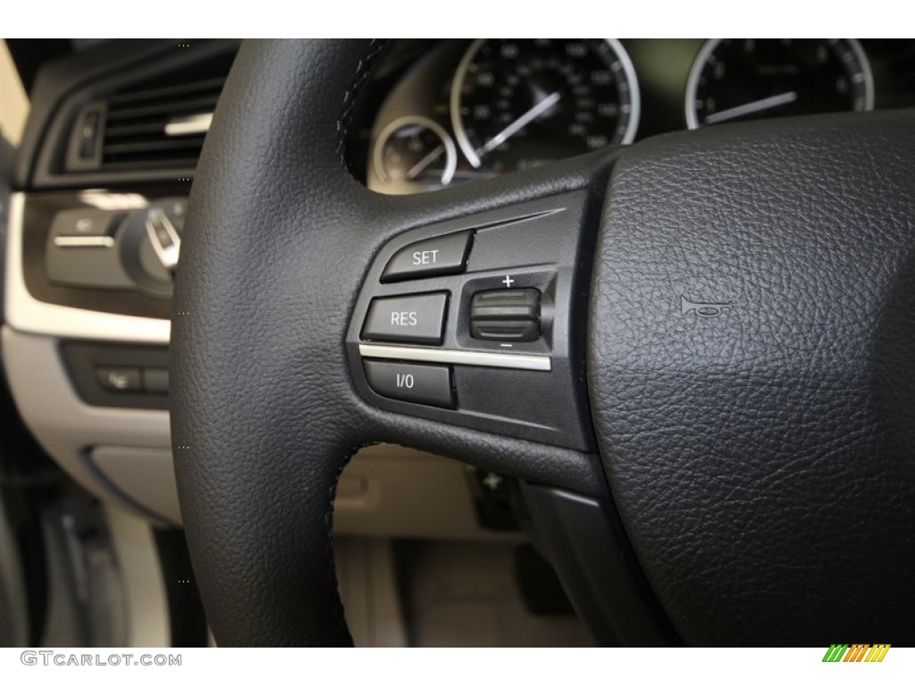 2013 BMW 5 Series 535i Sedan Controls Photo #78346479