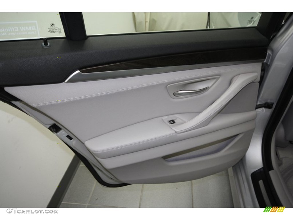 2013 BMW 5 Series 535i Sedan Everest Gray Door Panel Photo #78346543