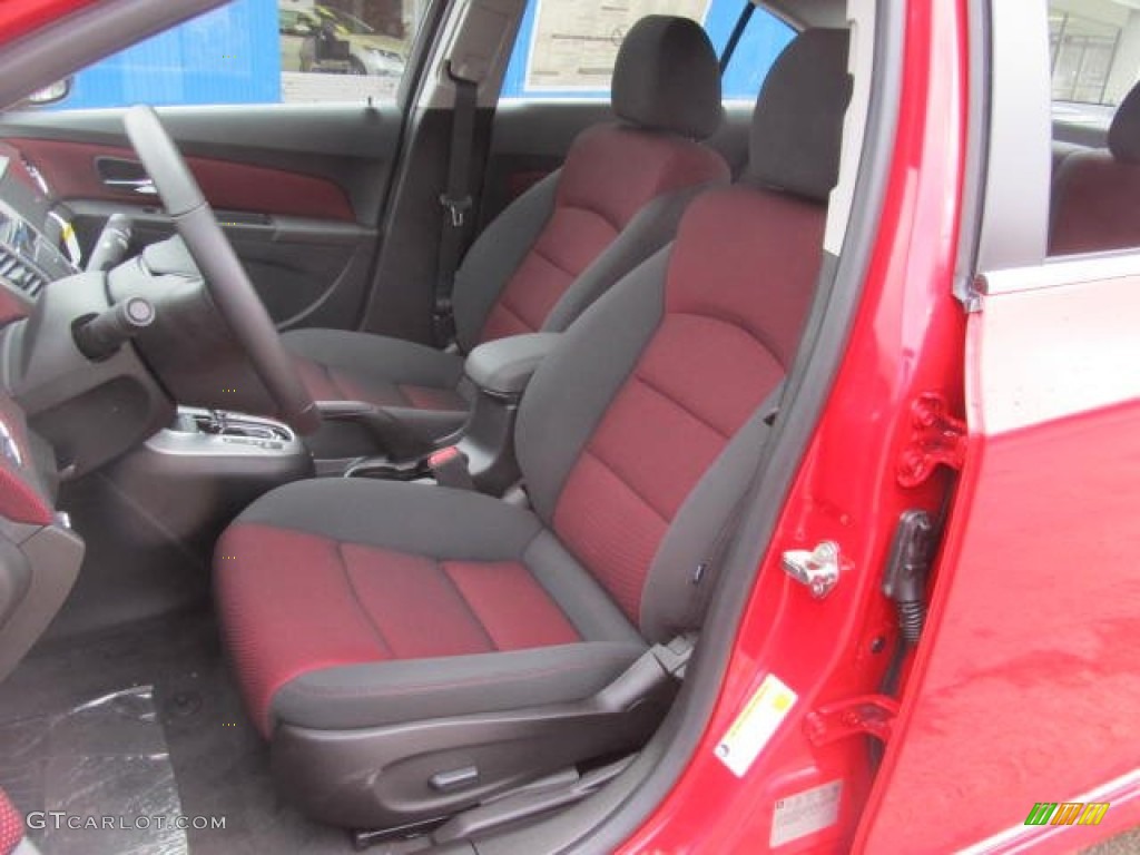 2013 Chevrolet Cruze LT/RS Front Seat Photo #78346731