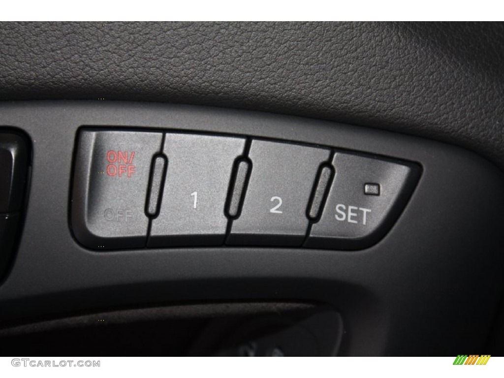 2013 Audi RS 5 4.2 FSI quattro Coupe Controls Photo #78350277