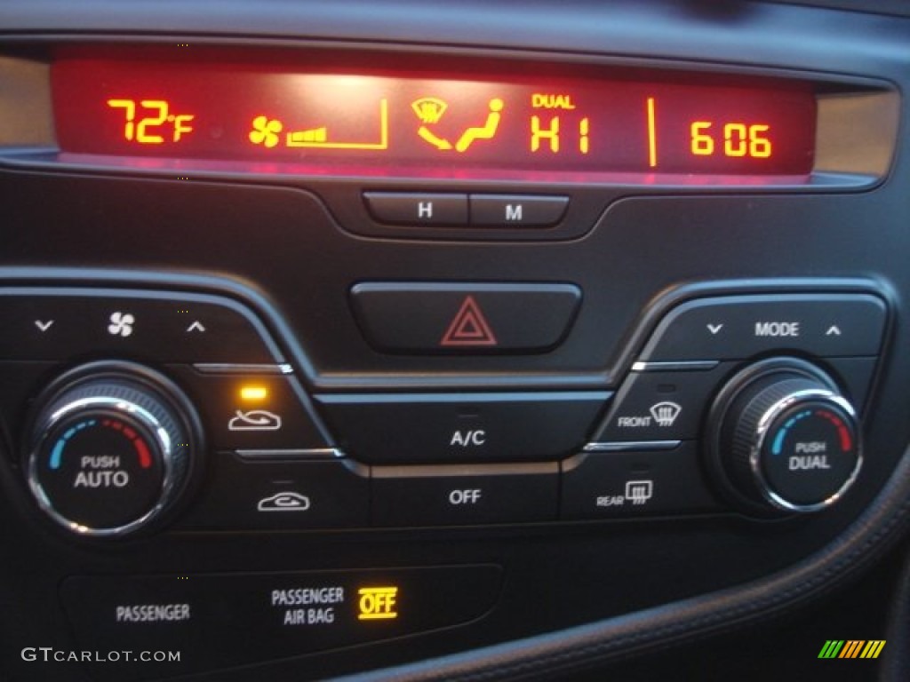 2011 Kia Optima SX Controls Photo #78350326