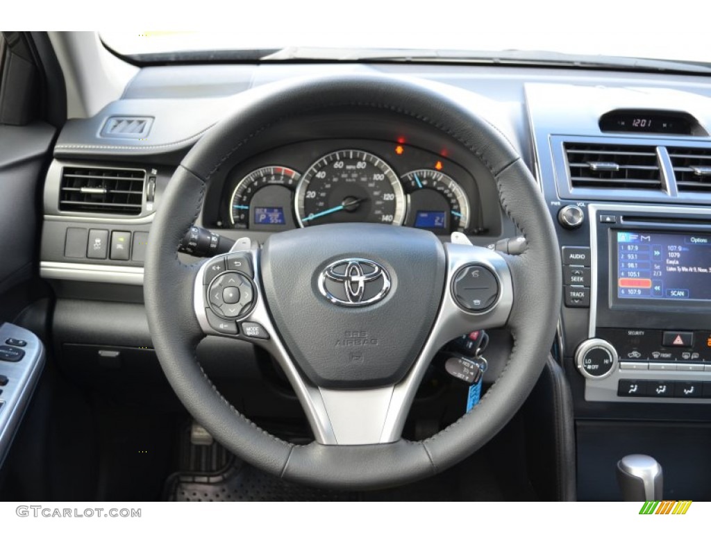 2013 Toyota Camry SE Black Steering Wheel Photo #78351225
