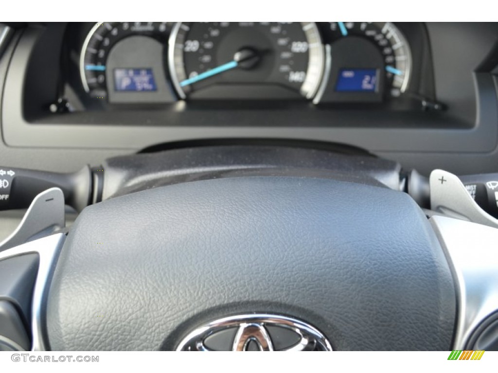 2013 Camry SE - Magnetic Gray Metallic / Black photo #32