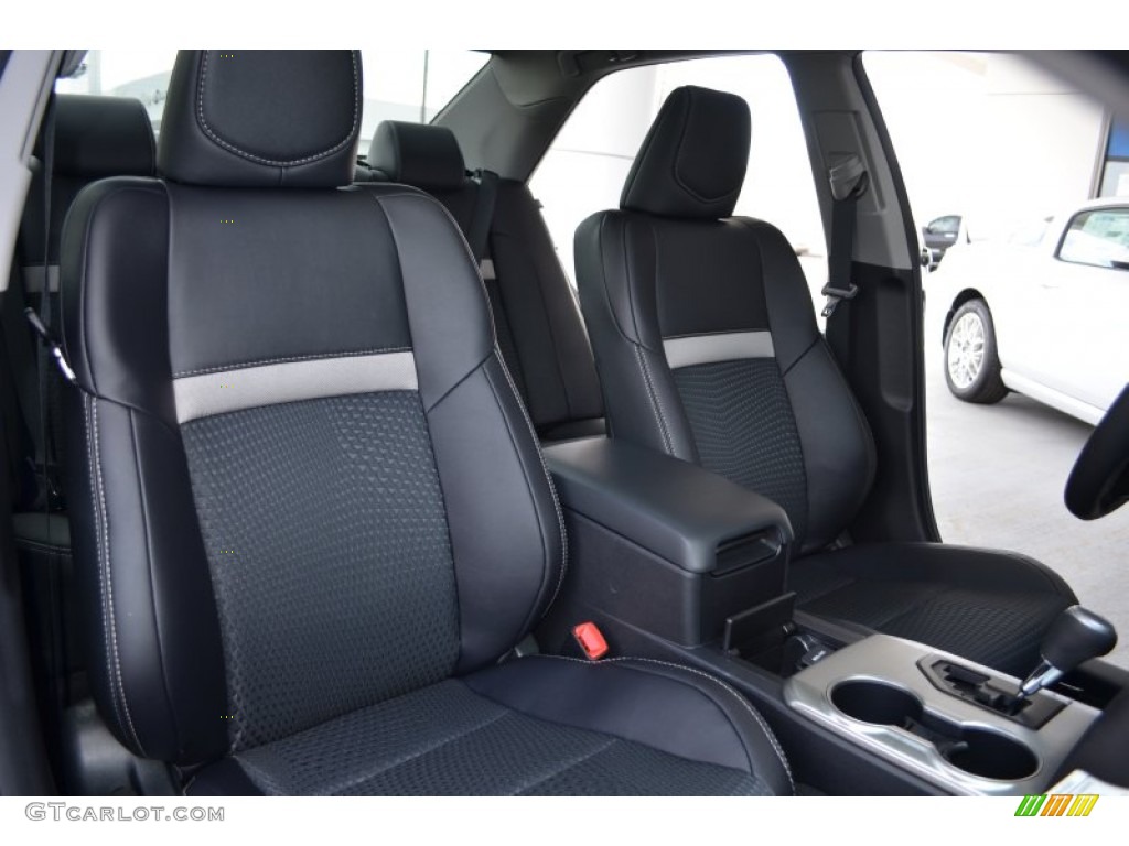 2013 Camry SE - Magnetic Gray Metallic / Black photo #18