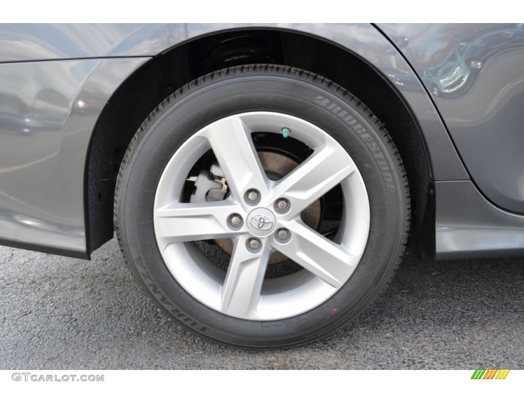 2013 Camry SE - Magnetic Gray Metallic / Black photo #19