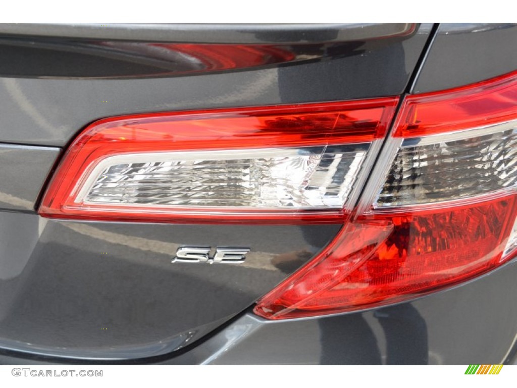 2013 Camry SE - Magnetic Gray Metallic / Black photo #20