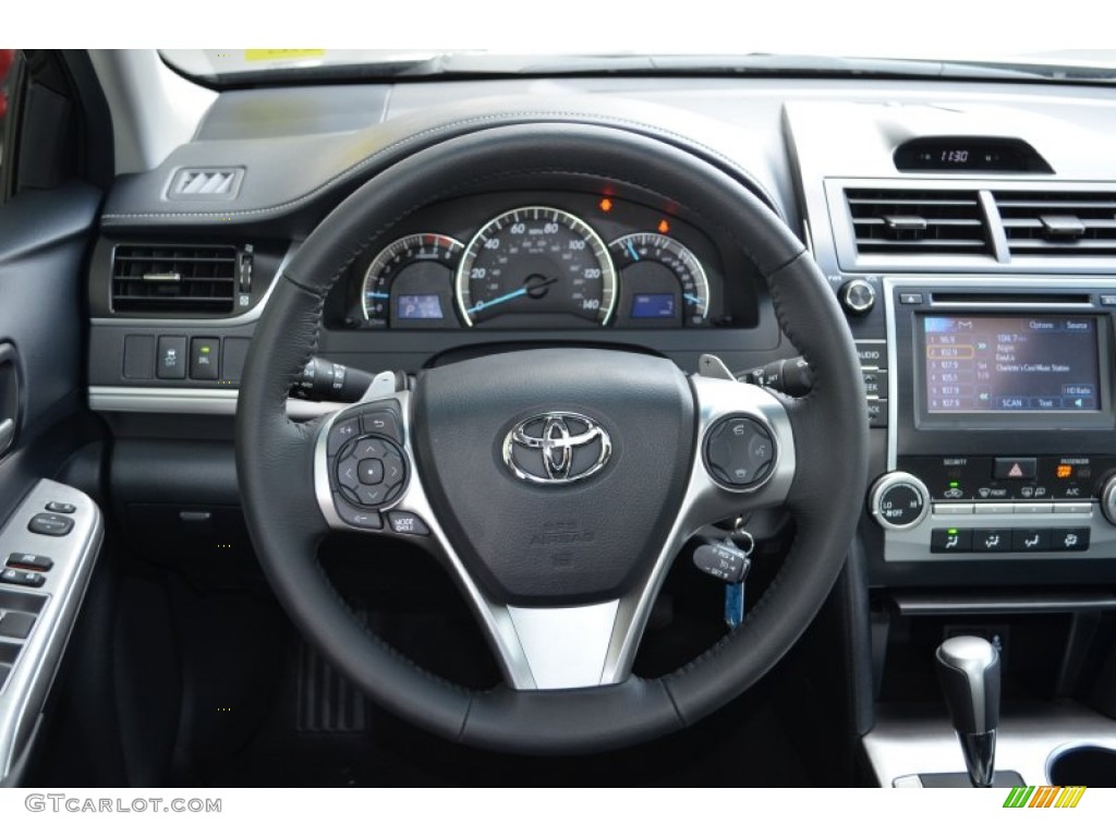 2013 Camry SE - Magnetic Gray Metallic / Black photo #22