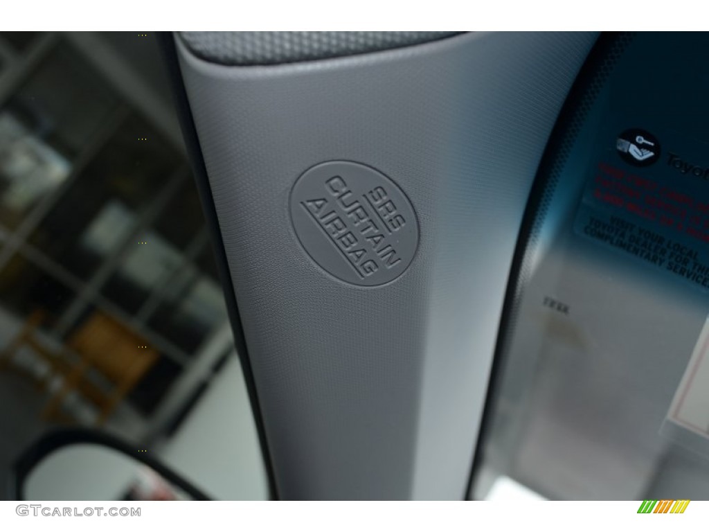 2013 Camry SE - Magnetic Gray Metallic / Black photo #37