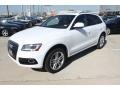 2013 Ibis White Audi Q5 2.0 TFSI quattro  photo #3