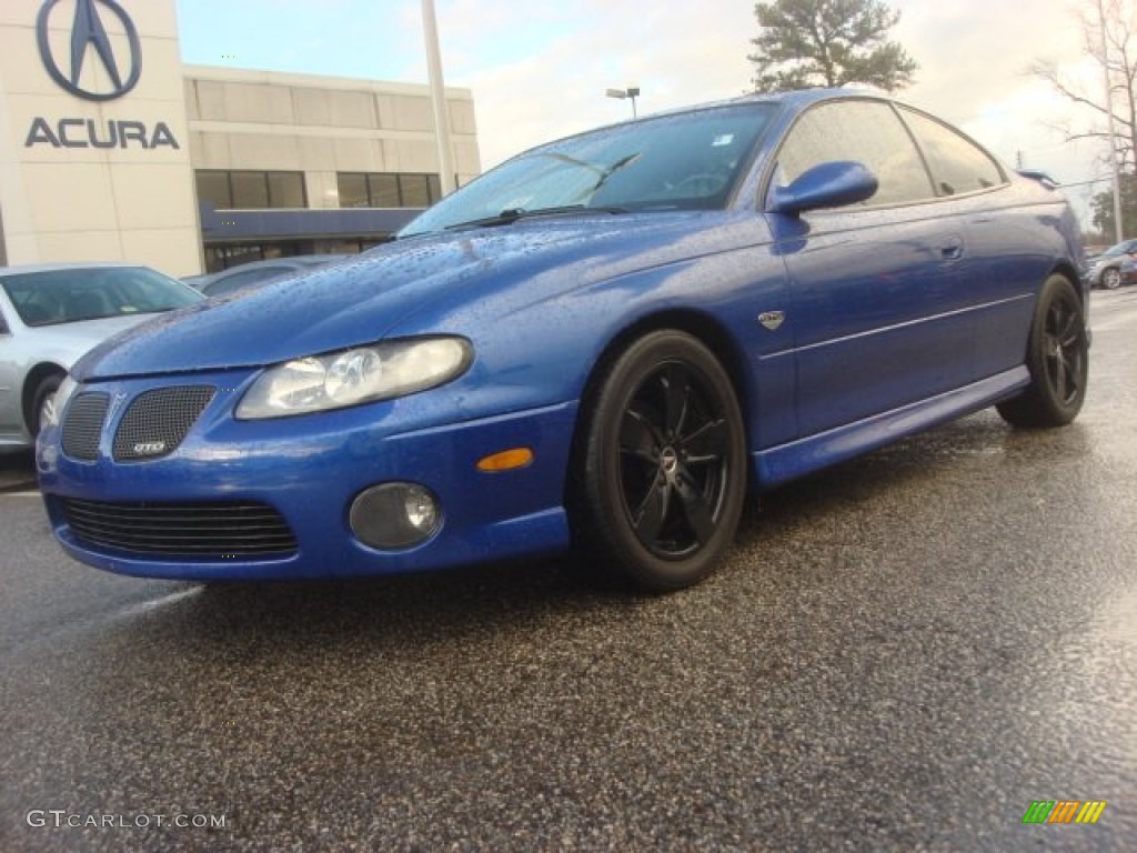 2004 GTO Coupe - Impulse Blue Metallic / Black photo #1