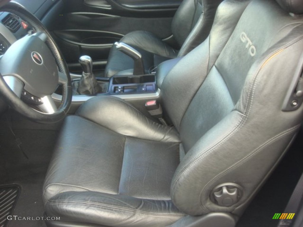 Black Interior 2004 Pontiac GTO Coupe Photo #78354727