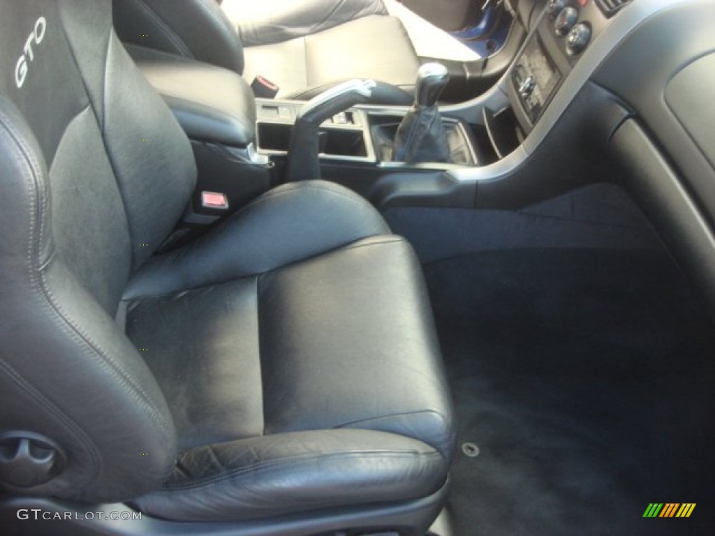 2004 Pontiac GTO Coupe Front Seat Photos