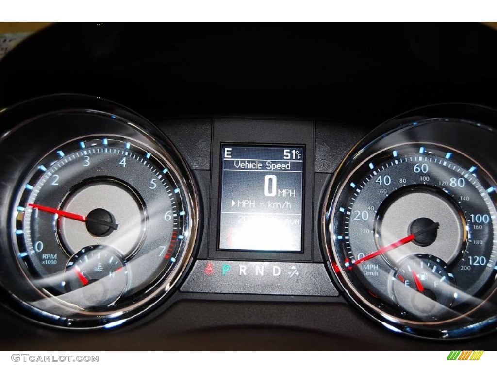 2012 Chrysler Town & Country Touring Gauges Photos