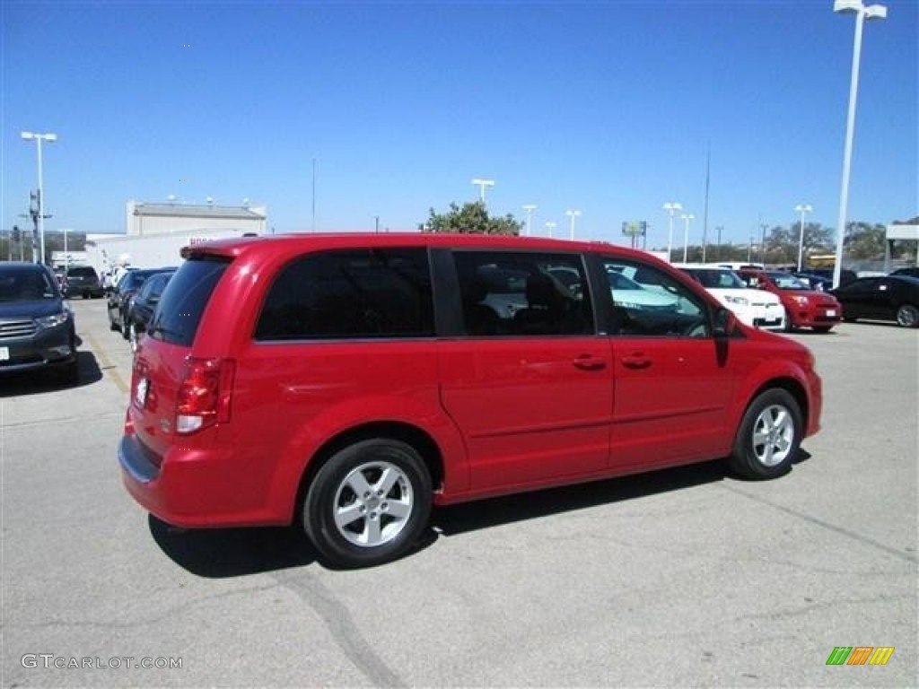 2012 Grand Caravan Crew - Redline 2 Pearl Coat / Black/Light Graystone photo #6