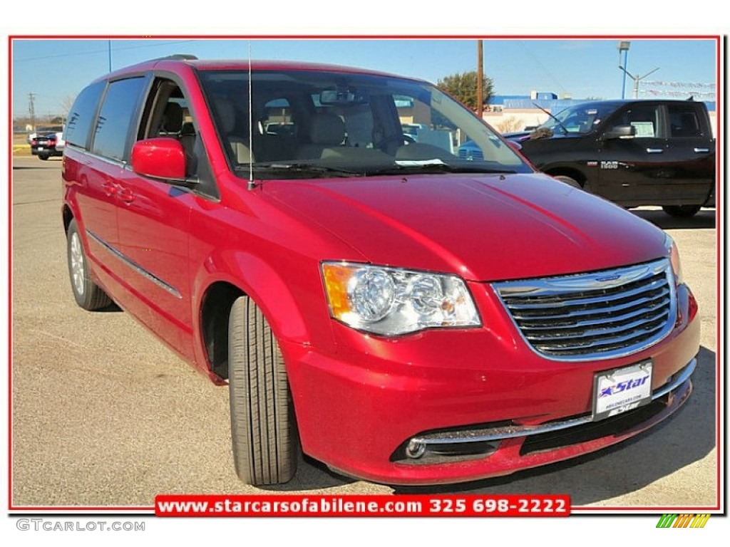 2013 Town & Country Touring - Deep Cherry Red Crystal Pearl / Dark Frost Beige/Medium Frost Beige photo #8