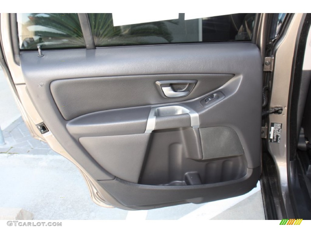 2009 Volvo XC90 V8 AWD Off Black Door Panel Photo #78361353