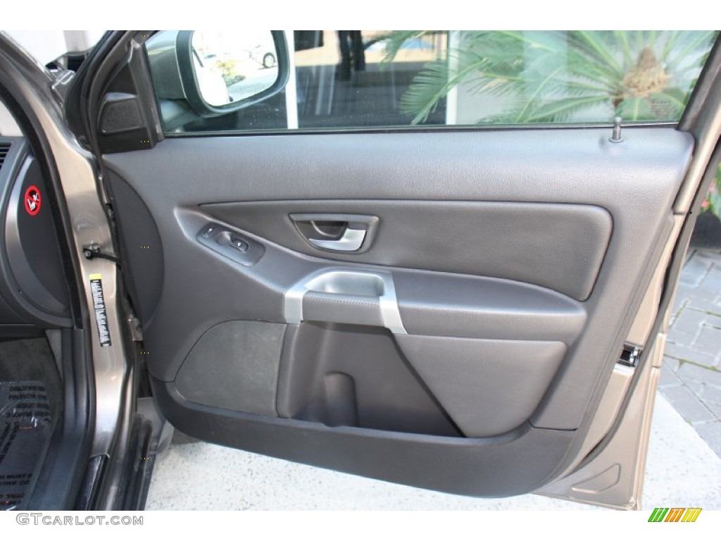 2009 Volvo XC90 V8 AWD Off Black Door Panel Photo #78361430