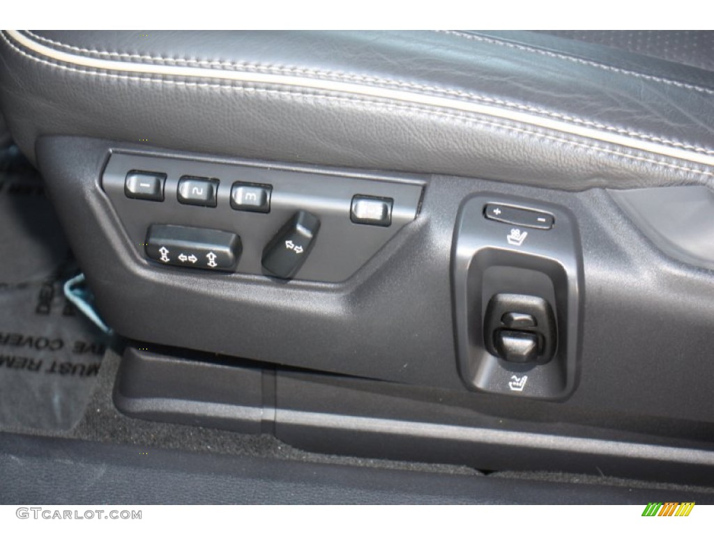 2009 Volvo XC90 V8 AWD Controls Photo #78361467