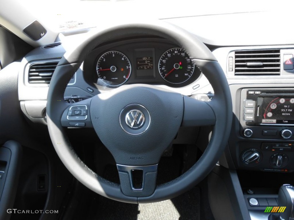 2013 Volkswagen Jetta TDI Sedan Steering Wheel Photos