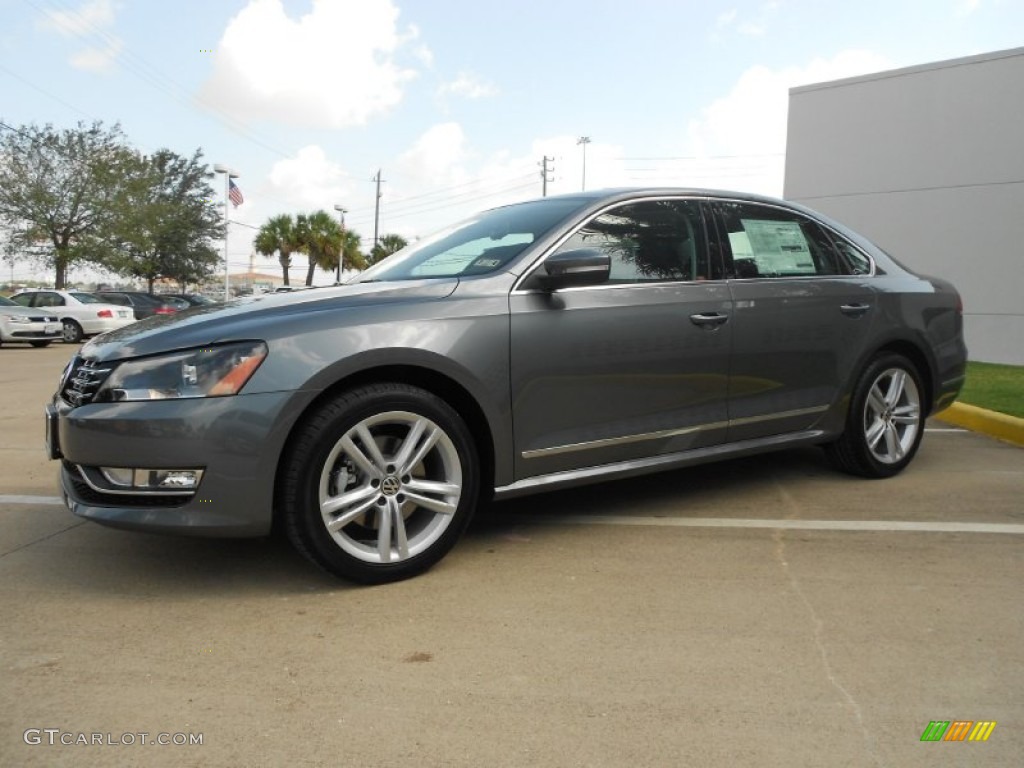 Platinum Gray Metallic 2013 Volkswagen Passat TDI SEL Exterior Photo #78362232