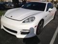 Carrara White - Panamera S Photo No. 3