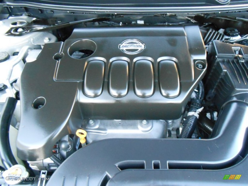 2012 Nissan Altima 2.5 S Engine Photos