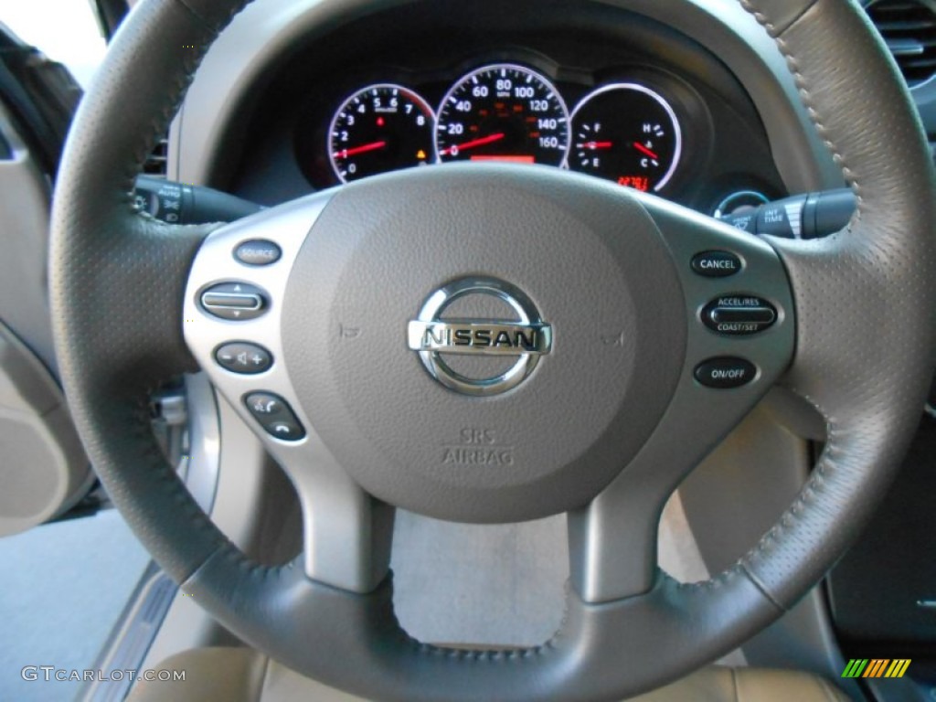 2012 Nissan Altima 2.5 S Steering Wheel Photos