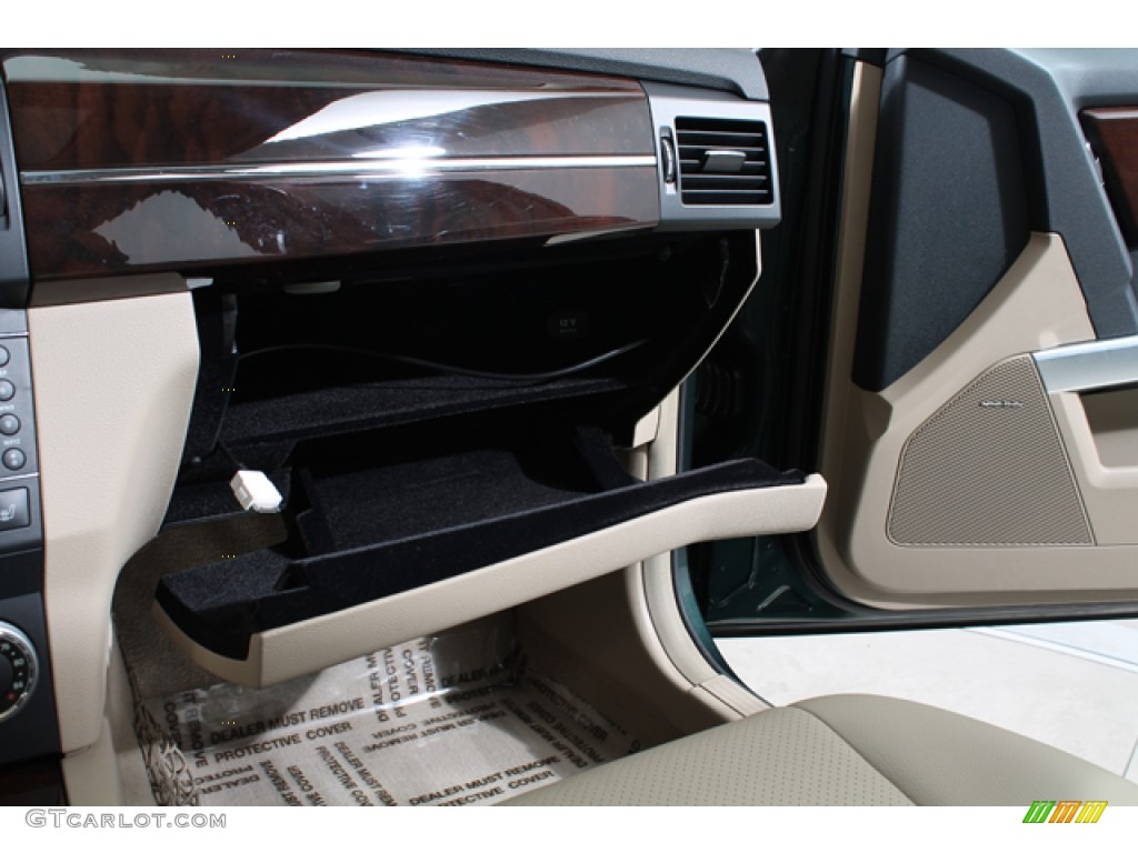 2010 GLK 350 4Matic - Jade Green Metallic / Almond/Black photo #21