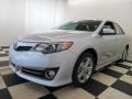 2013 Classic Silver Metallic Toyota Camry SE  photo #3