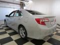 2013 Classic Silver Metallic Toyota Camry SE  photo #20