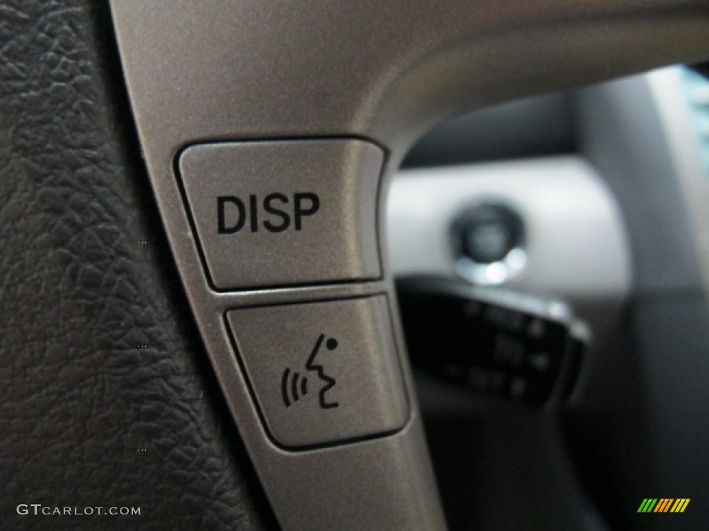 2007 Toyota Camry XLE V6 Controls Photo #78370992