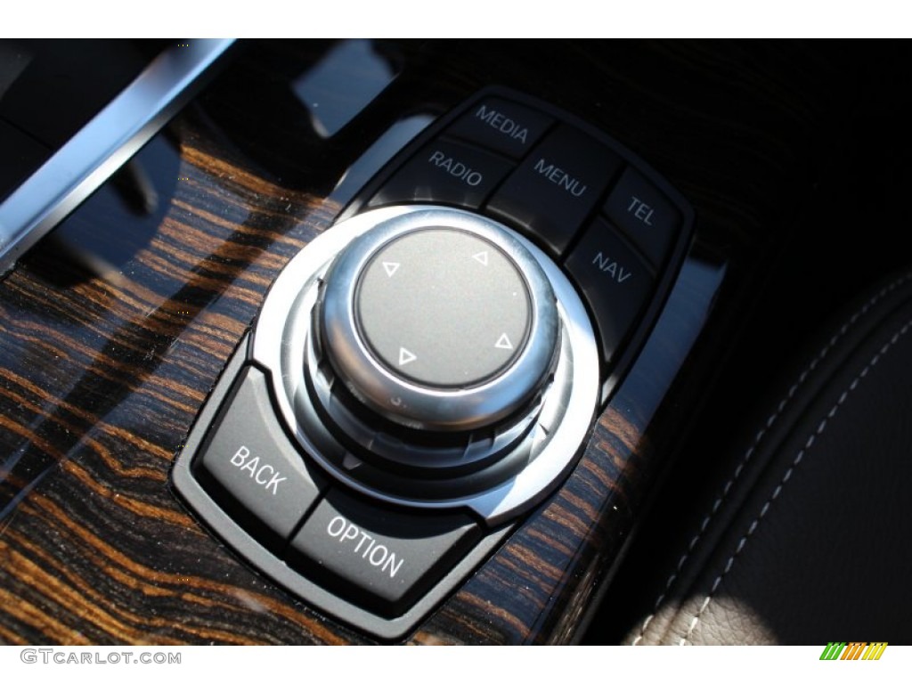 2013 BMW X3 xDrive 28i Controls Photo #78371871